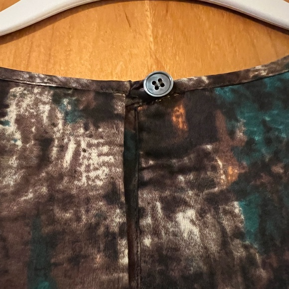 Talbots Sleeveless Top Brown Abstract Pleated Career NWOT Size Petite 8P - Picture 11 of 13